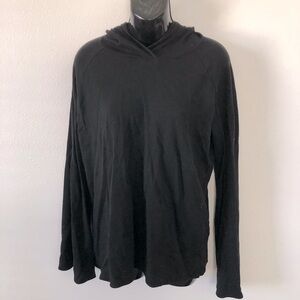 LA Made black lightweight hooded pullover top woman’s medium